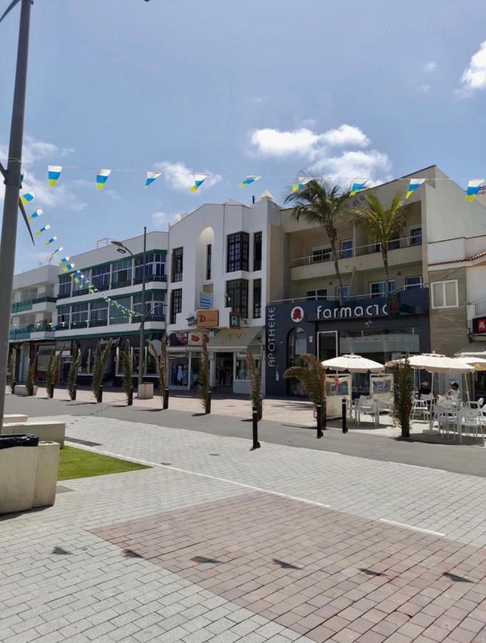 EDIFICIO EL LERELE Apartamentos céntricos a 100m de la playa Appartement