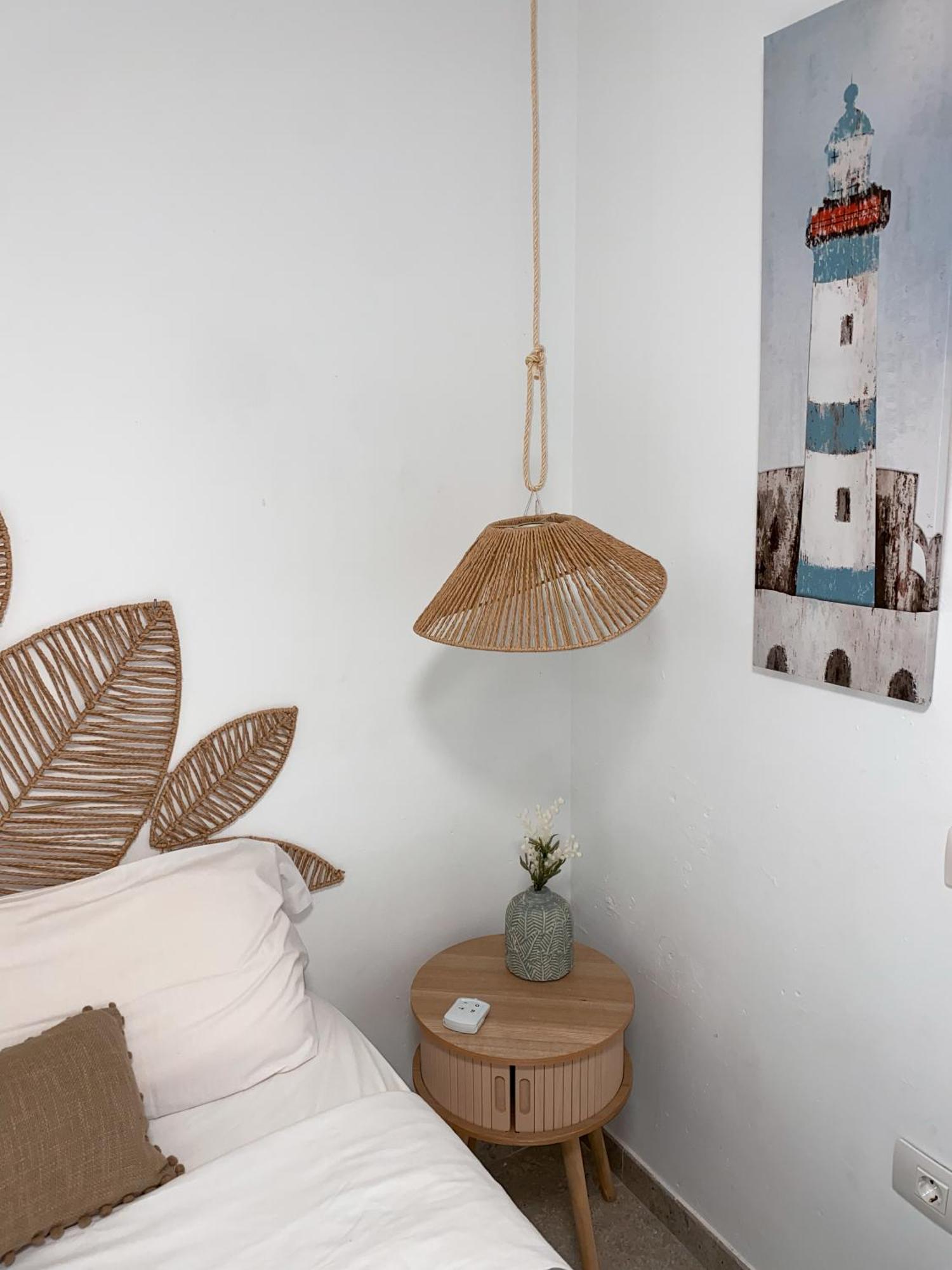 EDIFICIO EL LERELE Apartamentos céntricos a 100m de la playa Corralejo